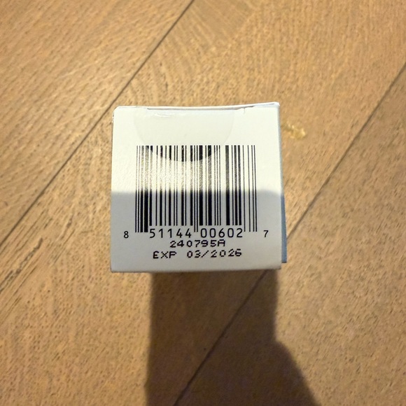 New In Box Alastin Hydratint Pro Mineral Sunscreen SPF 36Trihex Technology Serum - Picture 2 of 2